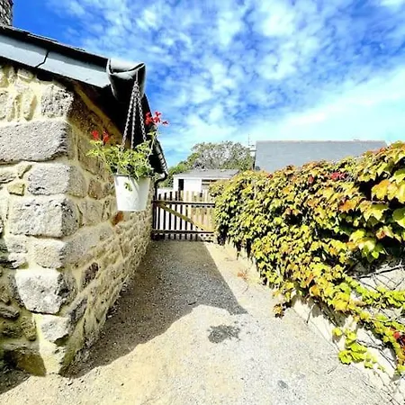 Nyaraló Charmante Maison Rustique